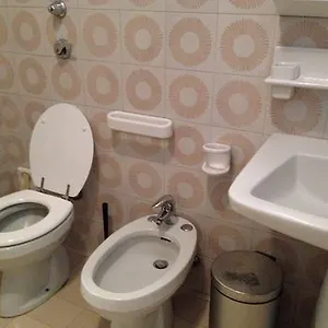 https://villa-pusiano-26.italymilanhotels.net